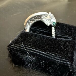 Women’s 925 Silver Dragon Ring. Size 6.5